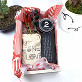 Words of Affirmation, One Love, Dried Flower Bouquet & Self-Care, Gift Set Sunsum® Words of Affirmation, One Love, Dried Flower Bouquet & Self-Care, Gift Set Sunsum®