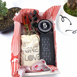 Words of Affirmation, One Love, Dried Flower Bouquet & Self-Care, Gift Set Sunsum® Words of Affirmation, One Love, Dried Flower Bouquet & Self-Care, Gift Set Sunsum®