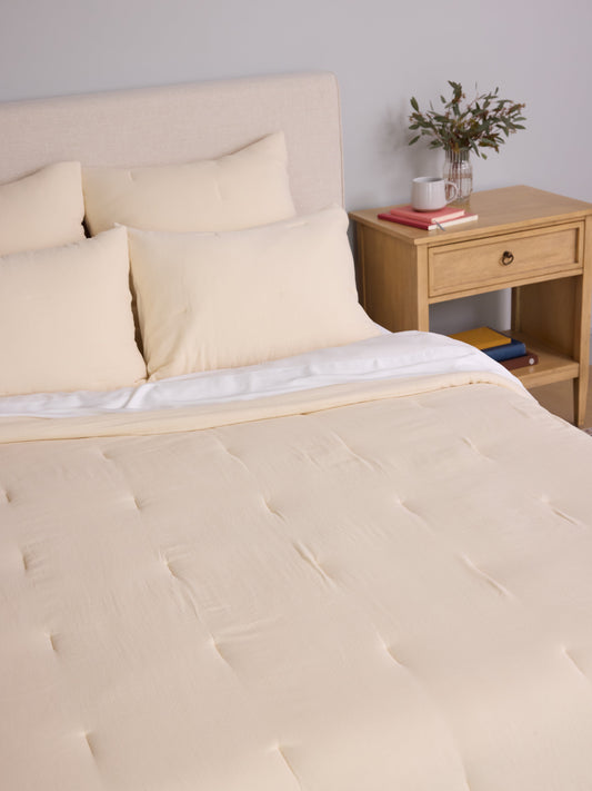 Aire Bamboo Puckered Quilt