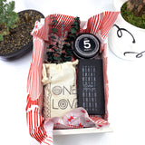 Words of Affirmation, One Love, Dried Flower Bouquet & Self-Care, Gift Set Sunsum®